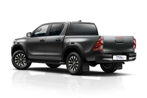 4X4 Pickup Truck Gebraucht Toyota Hilux mit Multi-Link Heckfederung und LED Scheinwerfer