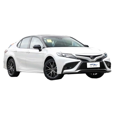 2018 Toyota Camry Gebrauchtwagen mit LED-Scheinwerfer Zwei-Motor-Peak-Modell und 5 Sitzplätze