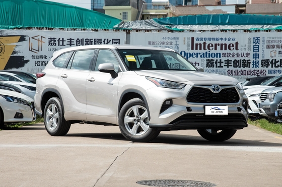 Intelligenter 2,5 L Toyota Highlander Hybrid mit Ledersitzen und elektrischer Parkbremse