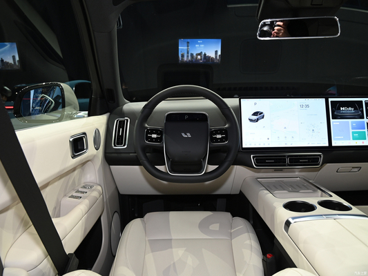 Elektrische Fahrersitzverstellung Li L6 2024 Luxus 4WD LiXiang L6 Hybrid Elektroauto Suv