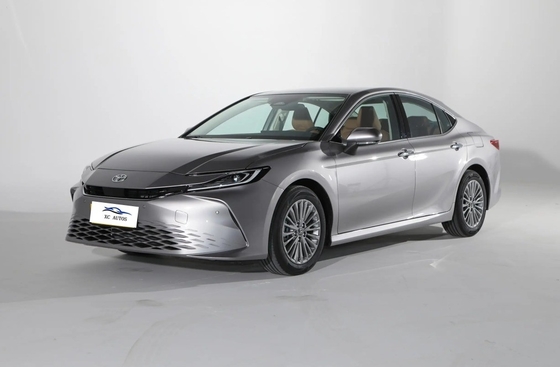 Hot 2023 Toyota Camry Exalted Version 4X4 SUV mit 2,0L Benzinmotor und Zubehör