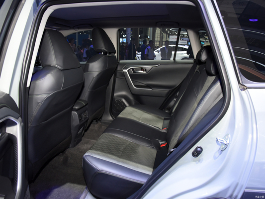 Maximaldrehmoment Nm 200-300Nm Toyota RAV4 5-Türer 5-Sitzer 2020 Rva4 Fuel Kompakt SUV Autos
