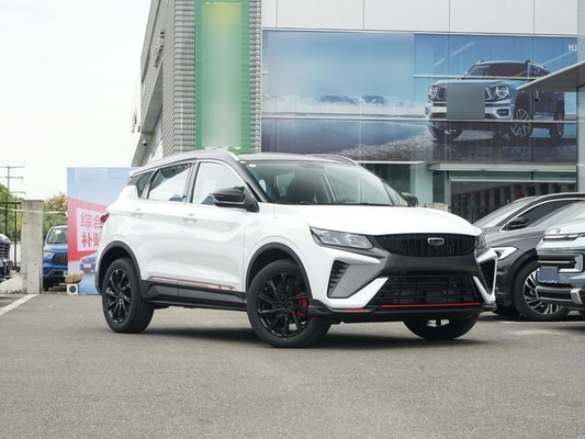 Hubraum 1.5L Geely BinYue 2WD Auto Leder Sitze Hinterkamera Sonnendach Benzinfahrzeug