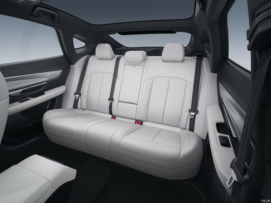 Xpeng P7 EV Limousine mit Multifunktionslenkrad und Maximaldrehmoment Nm von 400-500Nm