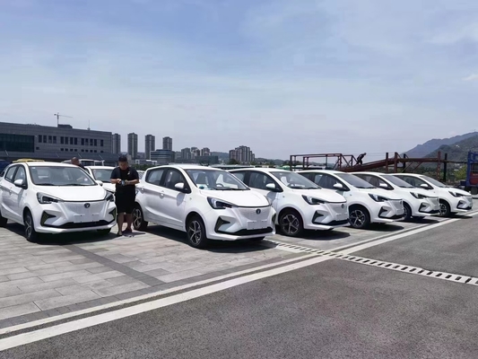 Mehrfunktionslenker 2023 Xpeng X9 Euro VI 4WD 7 Sitzplätze MPV Elektroauto