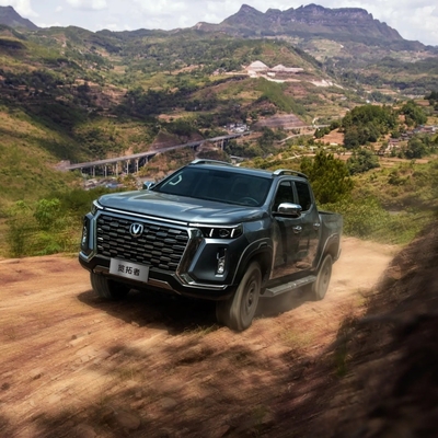 Changan Lantazhe 2.0t Manuelle Auto LED Scheinwerfer Pickup mit Euro VI Emission