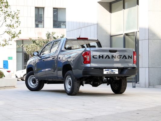 Geschwindigkeitssteuerung Normal Changan F70 Hunter 2.0T Automatische Abholwagen mit 2 Airbags