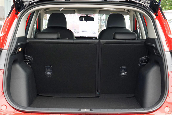 Geely Binyue Champion Benzin Suv 2024 Macpherson Vorderaufhängung 360° Hinterkamera