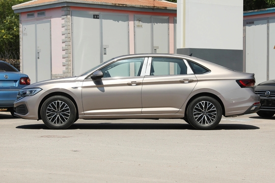 3780x1715x1540 Karosseriestruktur 2024 Volkswagen Sagitar Benzinfahrzeug 4-Türer 5-Sitzer Limousine