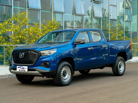 CHANGAN KAICHENG F70 2.4T Automatischer Zweiradantrieb Benzinfahrzeug Turbokreuzung
