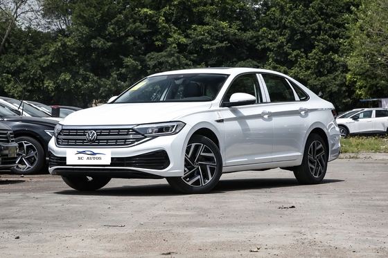 Volkswagen Sagitar Benzinwagen mit konventionellem Kraftstoff 4-Türer 5-Sitzer Karosserie Struktur