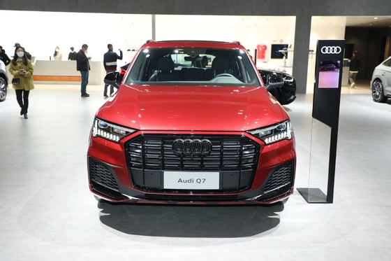 ESC Elektronische Stabilitätskontrolle Ja 2024 Audi Q7 Benzin Gebrauchtwagen zu Preisen