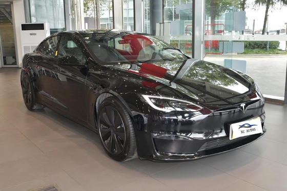 Tesla Modell S und Modell Y 2024 Elektroauto mit elektrischer Sitzanpassung