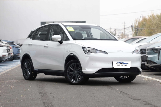 Rein elektrischer Neta V 5 Sitzwagen mit 400 km Langen Ausdauer und Front 4 Rear 4 Radar
