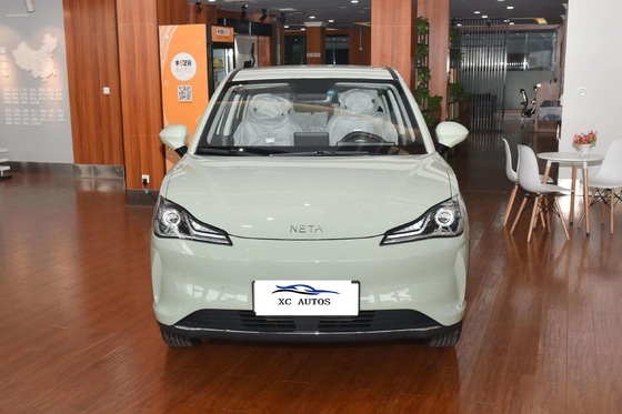 Rein elektrischer Neta V 5 Sitzwagen mit 400 km Langen Ausdauer und Front 4 Rear 4 Radar