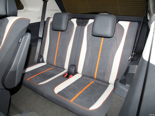Großer Spaß ID6 Crozz EV SUV Maximaldrehmoment Nm 400-500Nm für unaufhaltsame Abenteuer