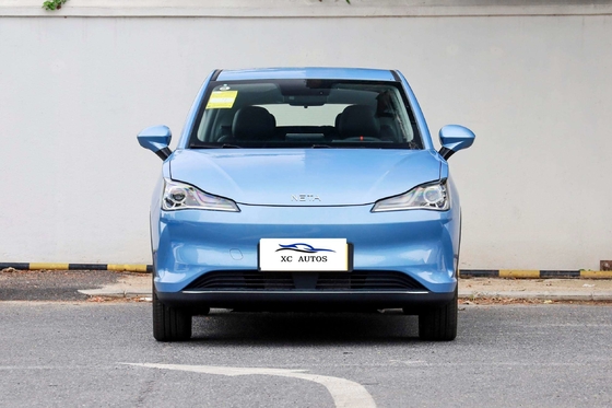 Rein elektrischer Neta V 5 Sitzwagen mit 400 km Langen Ausdauer und Front 4 Rear 4 Radar