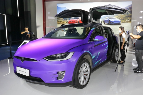 Tesla Model X Gebraucht-Elektroauto mit 150-200PS Maximalleistung und Front 4 Rear 4 Radar