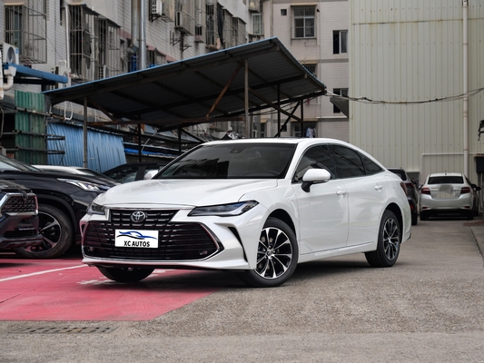 Toyota Avalon Luxusauto mit 6 Airbags und geringer Kilometerleistung 1-25000 Meilen in Top-Zustand