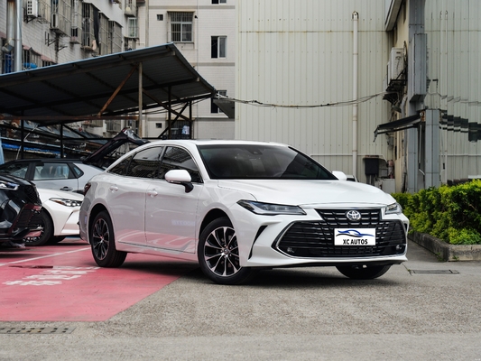 Toyota Avalon Luxusauto mit 6 Airbags und geringer Kilometerleistung 1-25000 Meilen in Top-Zustand
