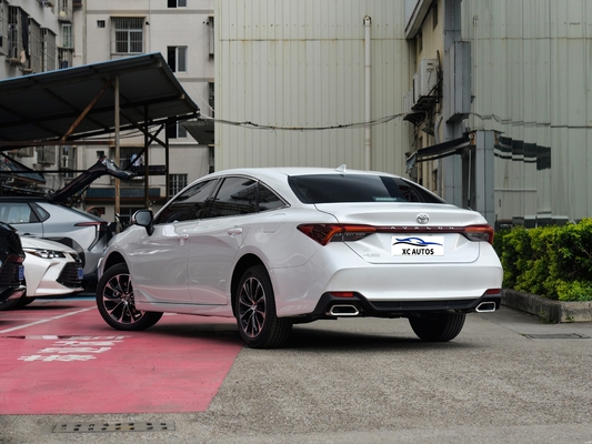 Toyota Avalon Luxusauto mit 6 Airbags und geringer Kilometerleistung 1-25000 Meilen in Top-Zustand