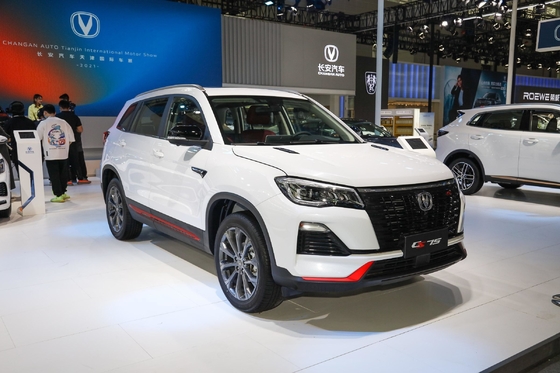 ESC-ausgestattete Changan CS75 Die nächste Generation von kompakten SUVs mit 3000-3500 mm Radstand
