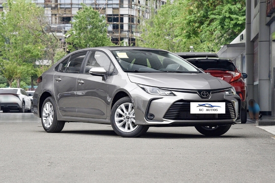 Verkaufen Sie 2020 Toyota Hilux Corolla Benzin-Energie-Auto mit maximalem Drehmoment Nm 200-300Nm