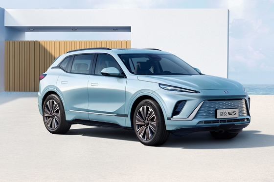 Buick E5 Silver Long Range 620KM SUV Hochgeschwindigkeits-Elektroautos mit Karosseriestruktur