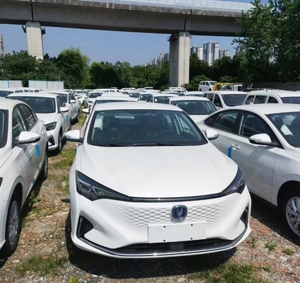 Mehrfunktionslenker Changan Eado EV460 Elektroauto Energiefahrzeug Plus