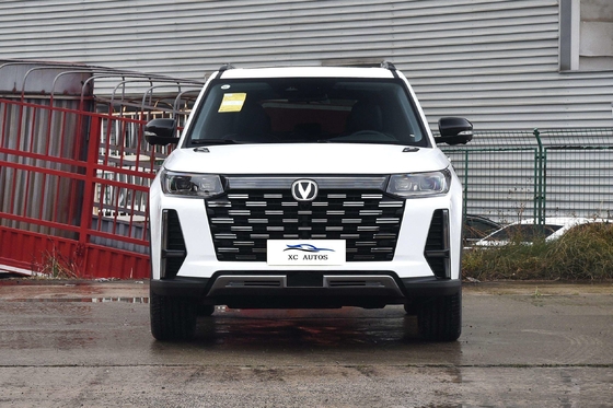 Elektrische Lenkung Changan CS95 Plus 2,0t 7 Sitzplätze Benzin Auto SUV Benzinfahrzeug