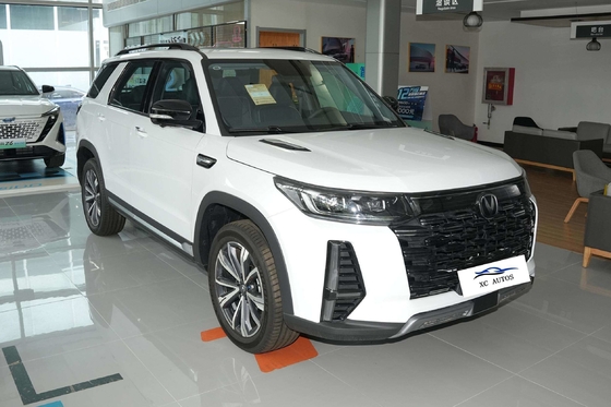 Elektrische Lenkung Changan CS95 Plus 2,0t 7 Sitzplätze Benzin Auto SUV Benzinfahrzeug