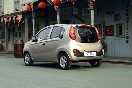 Chery QQ 2023 Elektro-Stadtwagen mit verstellbarem Fahrersitz 5-Türer 5-Sitzer Design