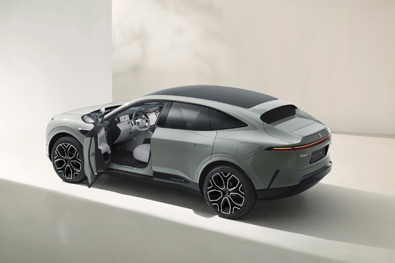 Elektroauto Changan Avatr 11 mit Hochgeschwindigkeits-Lithiumbatterie und langer Lebensdauer