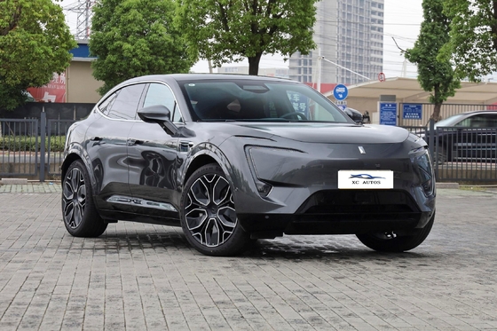 Elektroauto Changan Avatr 11 mit Hochgeschwindigkeits-Lithiumbatterie und langer Lebensdauer