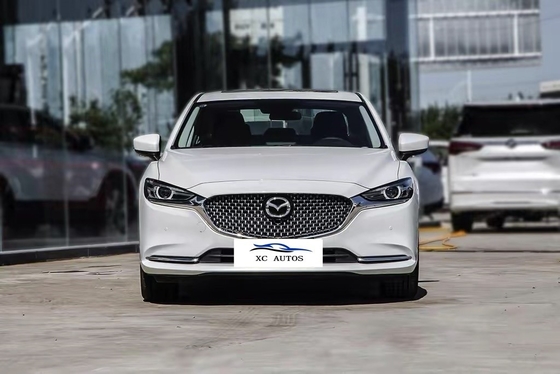 5 Sitzplätze Mazda Atenza Benzinwagen 2WD Limousine mit LED Scheinwerfer und erschwinglich