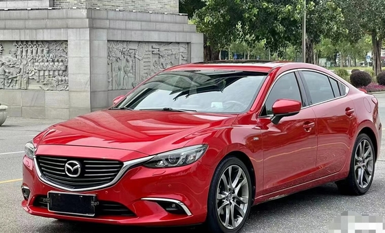 5 Sitzplätze Mazda Atenza Benzinwagen 2WD Limousine mit LED Scheinwerfer und erschwinglich