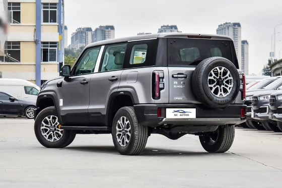 Beijing Bj40 Sonnendach Benzin SUV Auto 2,3 t Großfahrzeug Gebrauchtwagen