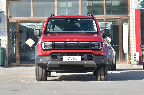Beijing Bj40 Sonnendach Benzin SUV Auto 2,3 t Großfahrzeug Gebrauchtwagen