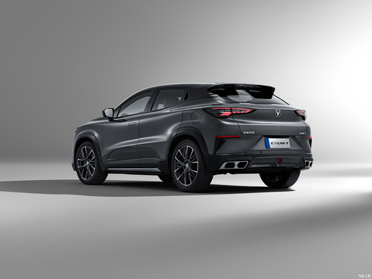 Changan Unit-t 1,5 t Benzin-Crossover L*W*H mm 4535*1870*1565 Höchstleistung 150-200 PS