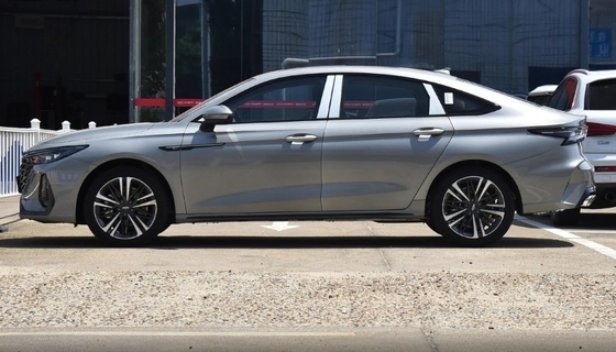 2023 Chery ARRIZO 8 Chi Kompaktwagen Benzin 7-Gang-Doppelkupplung 2.0T 254 PS L4 Hergestellt