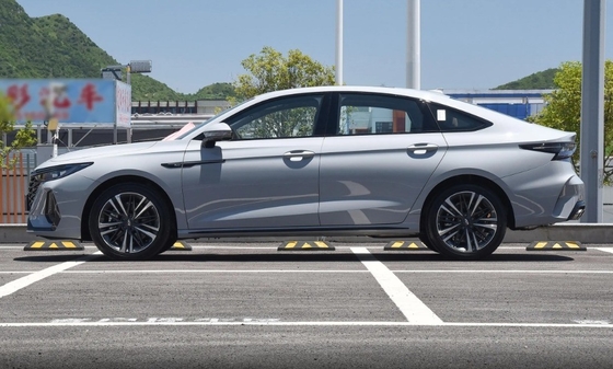 2023 Chery ARRIZO 8 Jin Kompaktwagen 2.0T 254 PS L4 Benzin 7-Gang-Doppelkupplung für B2B