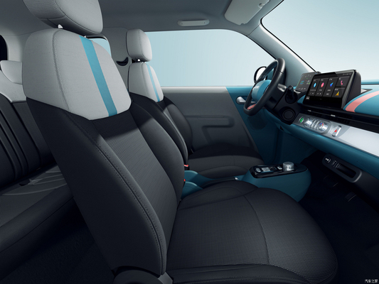Changan Lumin Hatchback Elektroauto EV Limousine mit Front 4 Rear 4 Radar zu einem guten Preis
