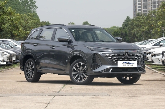 Chongqing CHANGAN CS75 PLUS Benziner Kompakter SUV 2023 3. Generation Automatik Deluxe Version 1.5T 188 PS L4 LED Scheinwerfer