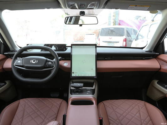 Changan Qiyuan A05 EV Limousine Hybrid-Auto Großartiger Wert und 5-Türer 5-Sitzer Karosserie Struktur