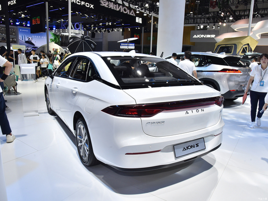 Elektrische Lenkung Aion S EV Limousine für einen hohen Nutzen für Energiefahrzeuge