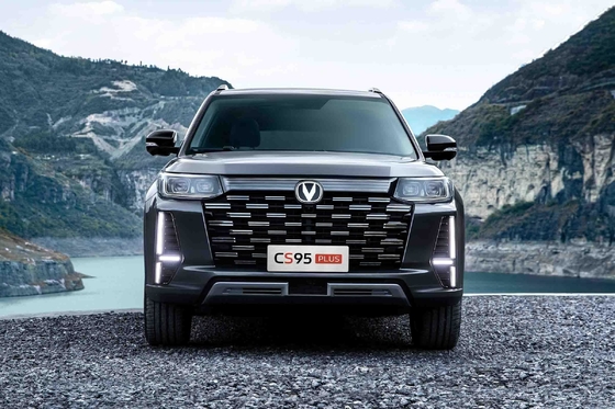 Erschwinglicher Changan CS95 Benzin-SUV mit 5 Türen 5 Sitzplätzen Gebrauchtwagen