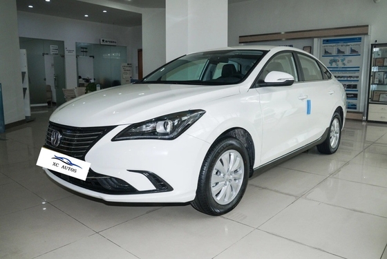 Maximaldrehmoment Nm 200-300Nm 4 Zylinder Chang'an Eado EV460 Zhixing Taxi-Version Lithium-Eisenphosphat