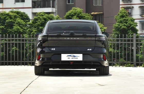 Touchscreen und Front 4 Rear 2 Radar Voyah Zhuiguang Elektroauto 2023ver. 580 km Standard Range Mittelklasse SUV
