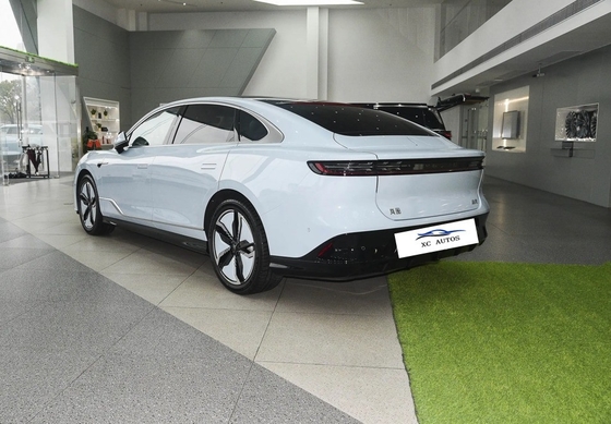 Touchscreen und Front 4 Rear 2 Radar Voyah Zhuiguang Elektroauto 2023ver. 580 km Standard Range Mittelklasse SUV