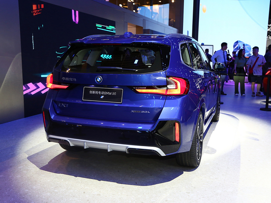 Elektrisches Lenksystem und Macpherson Vorderaufhängung IX1 EV Kompakter SUV Sportwagen